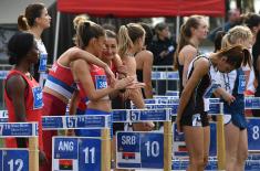 Minister Vulin with Military Athletes at the Competition in Hungary