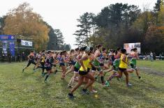 Ministar Vulin sa vojnim sportistima na takmičenju u Mađarskoj