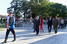 Minister Vučević lays wreath at Monument to Field Marshal Živojin Mišić