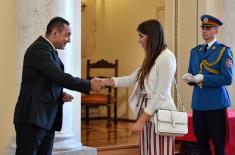 Ministar Vulin: Vojska Srbije brine o svojim pripadnicima