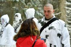 Minister Vulin at the training of the cadets of the Military Academy in winter conditions: After 20 years new equipment and training in Nordic skiing