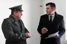 Defence Minister visits site for military outpatient clinic at Bežanijska Kosa