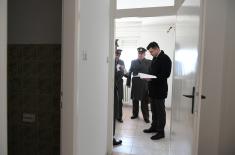 Defence Minister visits site for military outpatient clinic at Bežanijska Kosa