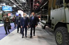 Minister Stefanović visits International Defence and Security Exhibition in Madrid