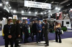 Minister Stefanović visits International Defence and Security Exhibition in Madrid