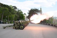 Почасна артиљеријска паљба поводом Дана Војске Србије