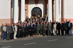  Ministar Vučević i general Mojsilović sa predstavnicima udruženja sa kojima Vojska Srbije sarađuje