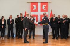 Minister Vučević Presents Decorations to Members of Ministry of Defence and Serbian Armed Forces