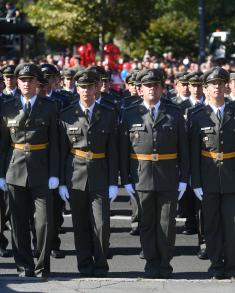 Youngest Serbian officers promoted