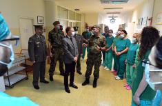 Minister Stefanović visits “Karaburma” Military Covid Hospital  