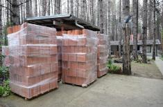 Уручена донација власницима објеката оштећених у пожару у викенд насељу Винци