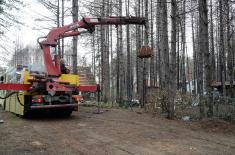 Уручена донација власницима објеката оштећених у пожару у викенд насељу Винци