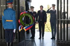 Поводом Дана Војске Србије министар Гашић положио венац на Авали