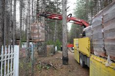 Уручена донација власницима објеката оштећених у пожару у викенд насељу Винци