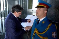 Поводом Дана Војске Србије министар Гашић положио венац на Авали