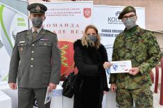 Brigada veze donirala vojnoj kovid bolnici „Karaburma“ 5.000 zaštitnih maski 