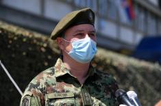 Ministar Vulin u Sjenici: Dokle god bude pretila opasnost od zaraze, Vojska Srbije će biti tu da pomogne i Sjenici i Tutinu i Novom Pazaru 