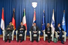 Министар Вулин: Мировне мисије враћају поверење људи у људе