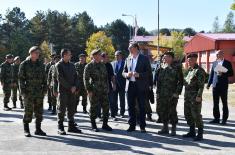 Председник Вучић: Војска Србије увек је била одраз снаге Србије 