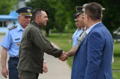 Minister Vulin visits works at the military-civilian airport “Morava”