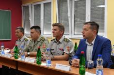 Minister Vulin visits works at the military-civilian airport “Morava”