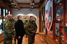 Minister Stefanović visits 72nd Special Operations Brigade