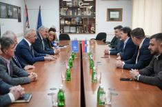 Министар Гашић посетио „Први партизан а.д.“ у Ужицу