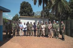 Начелник Генералштаба у посети нашим мировњацима у Централноафричкој Републици