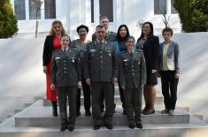 Minister Gašić presents gifts to female members of defence system on International Women’s Day 