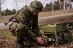 Soldiers’ Training in Operating Devices from Telecommunication System