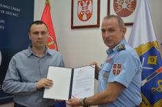 Prizes presented to winners of fourth cycle of military history “SVI QUIZ“