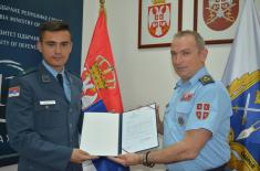 Prizes presented to winners of fourth cycle of military history “SVI QUIZ“