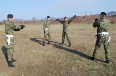 Military police officers undergo close protection training