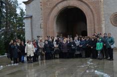 Породице погинулих припадника Војске обишле Гарнизон Краљево