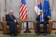 Deputy Prime Minister and Minister of Defence Vučević meets with U.S. Ambassador Hill