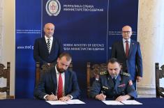 Potpisani ugovori za isporuku naoružanja i vojne opreme za Vojsku Srbije
