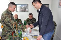 Easter visit to SAF units 