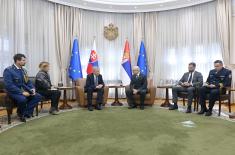 Састанак министра одбране са амбасадором Словачке