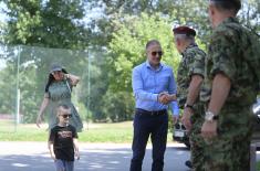 Minister Stefanović Visits Military Academy Cadets at Ada Ciganlija