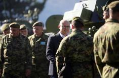 Министар Вучевић: Војска Србије је спремна и обучена да изврши сваку наредбу врховног команданта
