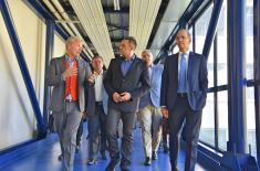 The Minister of Defence Visited the Company “Beretta” in Milan