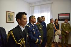 Minister Vulin has given commemorative medals to Italian generals