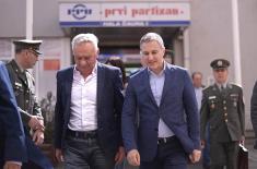Ministar Stefanović obišao fabriku municije „Prvi partizan“ u Užicu 