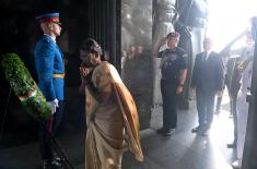 President of India lays wreath at Monument to Unknown Hero on Mt. Avala