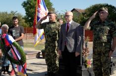 Minister Vučević unveils memorial plague, lays wreath at war volunteer Janoš Rauk’s grave