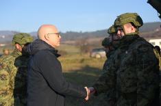 Ministar Vučević obišao jedinice Vojske Srbije u garnizonu Raška