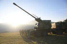 Minister Vučević visits SAF units in Raška garrison