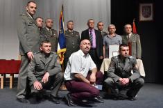 Vojne spomenice uručene pripadnicima 549. motorizovane brigade