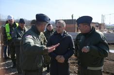 Minister Stefanović visits SAF units in Kraljevo garrison