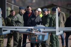 Ministar Stefanović obišao jedinice Vojske Srbije u garnizonu Kraljevo